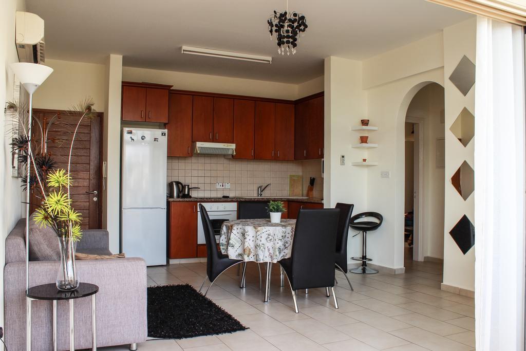 King'S Gardens Apartment Pafos Dış mekan fotoğraf